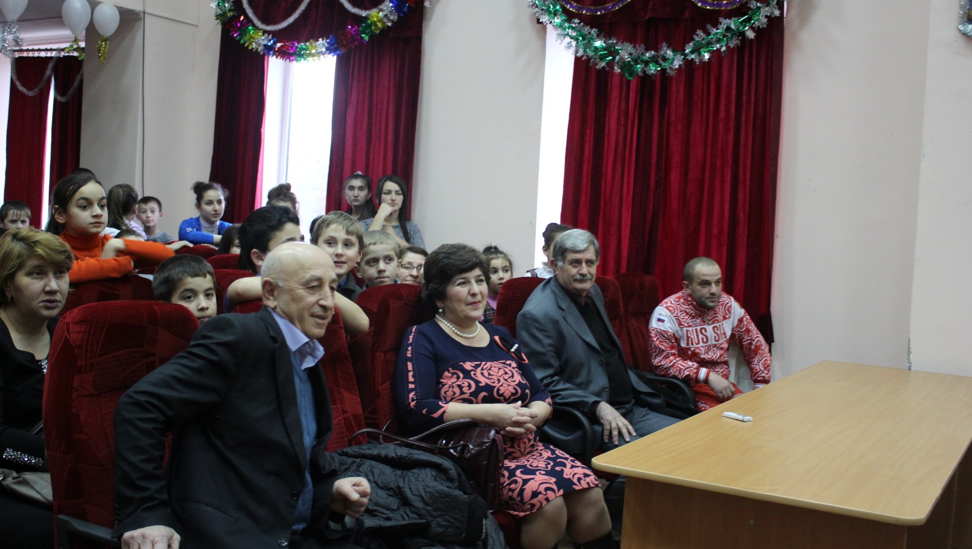 «Офицеры России» поздравили детей Южной Осетии с Новым годом