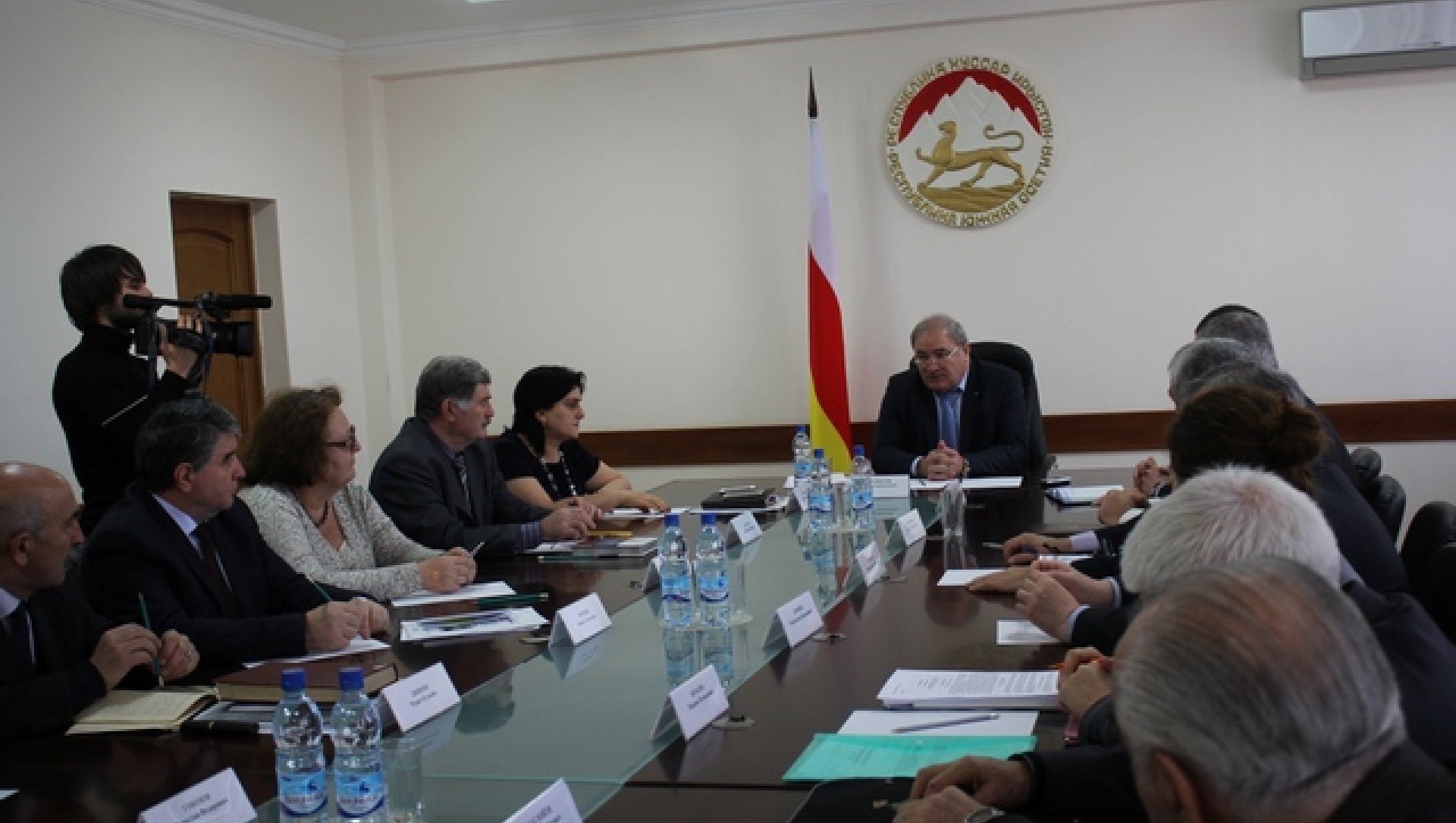 В Правительстве состоялось обсуждение по вопросу изменения названия Республики Южная Осетия