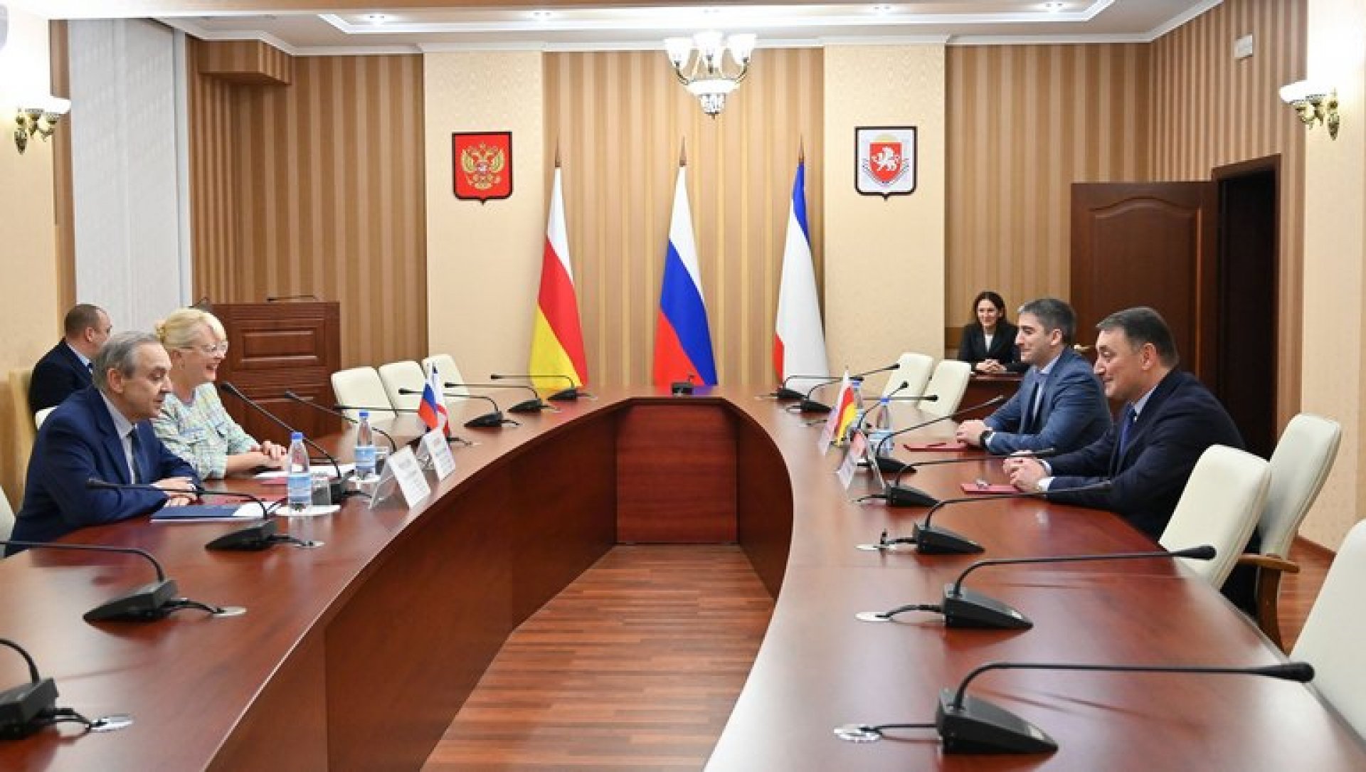 Встреча с руководством Совета министров Республики Крым | Правительство ...