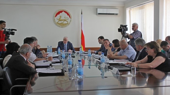 Леонид Тибилов: «Газификация районов республики остается приоритетной задачей»