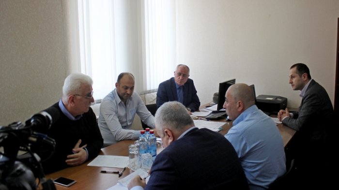 Геннадий Бекоев принял участие в отчетном собрании Комитета транспорта, промышленности и энергетики