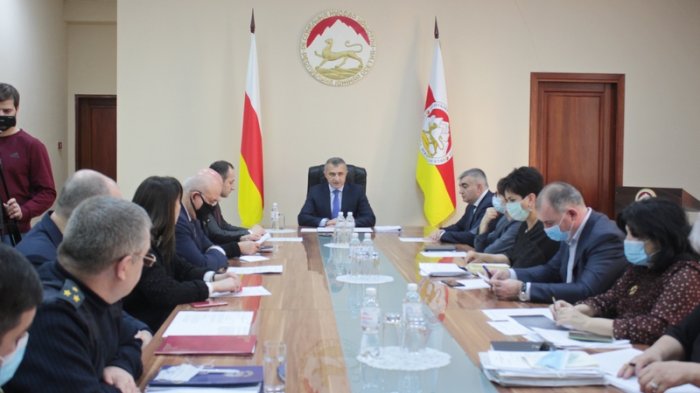О кадровых назначениях, изменениях в налоговом законодательстве, порядке установления инвалидности