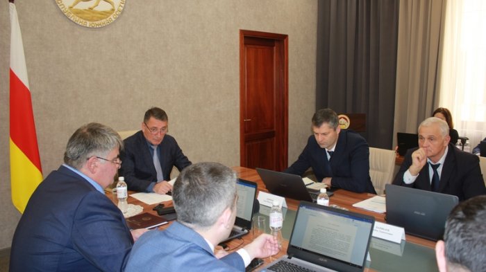 В Правительстве принято решение об отстранении от должностей Сиукаева Р.Ш. и Джуссоева В.С.