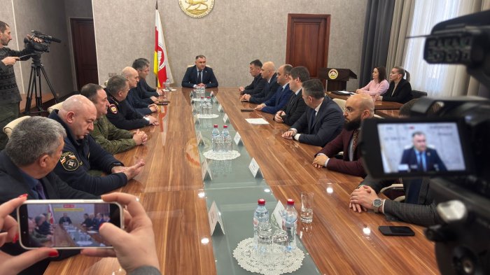 Кадровые изменения были и будут - президент Южной Осетии ⁣⁣⠀