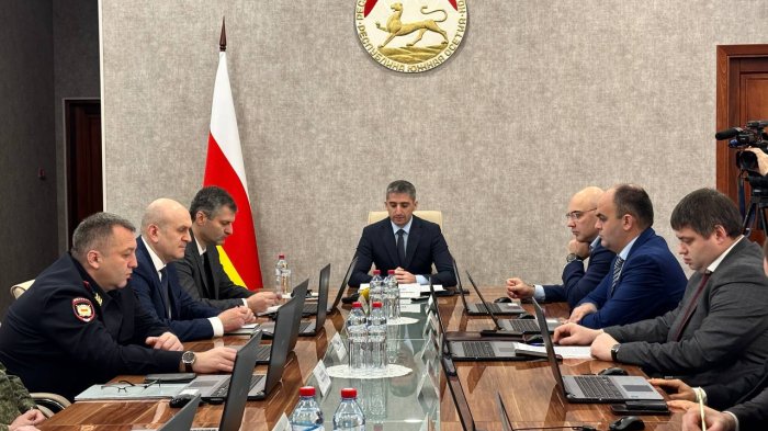 Кабинет министров Южной Осетии признал работу министерства экономического развития удовлетворительной