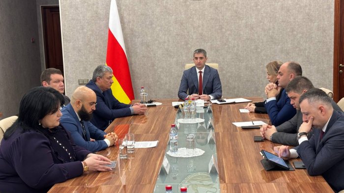 Дзамболат Тадтаев: «Я не позволю высказывать необоснованные замечания в адрес работы Правительства»