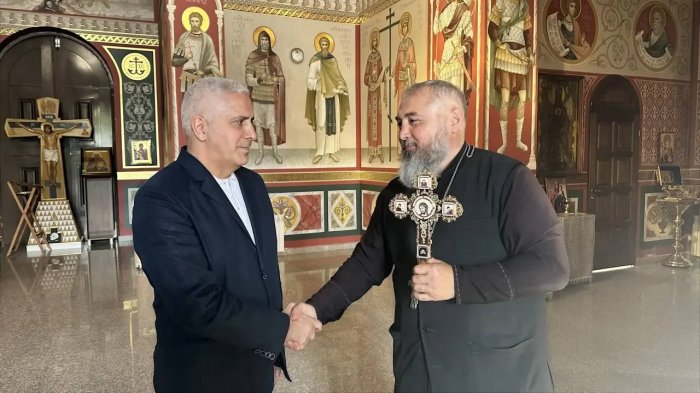 Марат Камболов посетил Собор Рождества Пресвятой Богородицы и храм Святой Троицы Русской Православной Церкви в Цхинвале