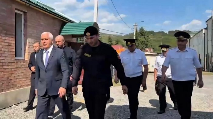 Марат Камболов встретился с личным составом ОМОН